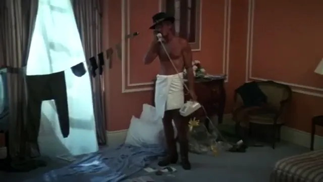 Crocodile Dundee Scene 4
