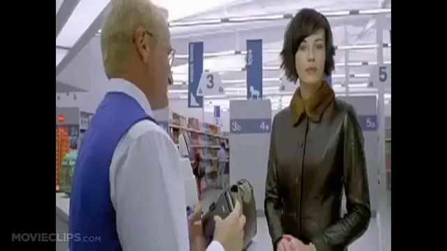 One Hour Photo Scene 2