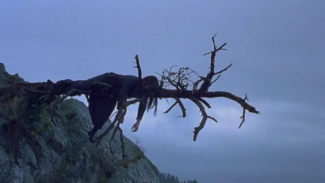 Scary Movie 3 Scene 1