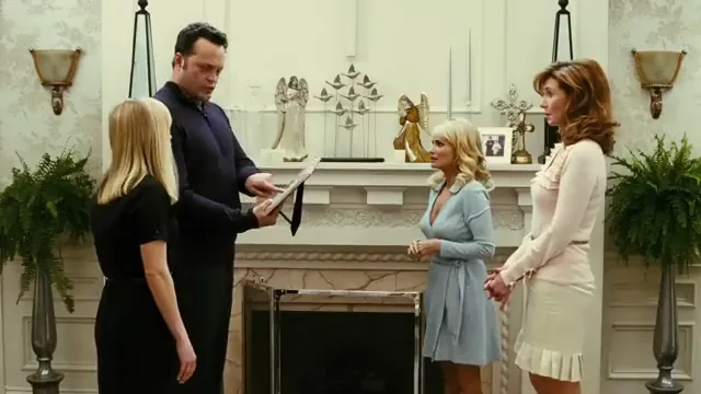 Four Christmases Scene 3