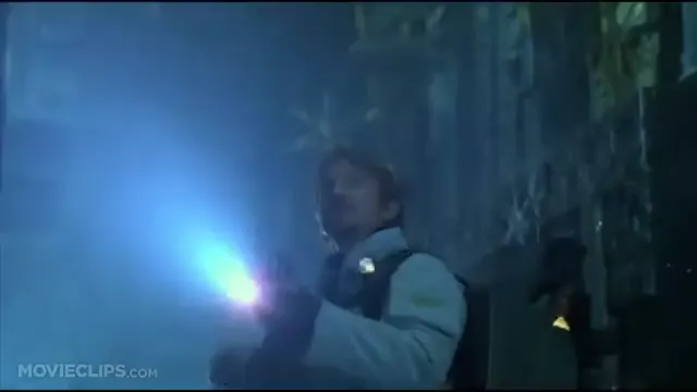 AVP: Alien vs. Predator Scene 2