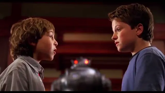 Zathura: A Space Adventure Scene 4
