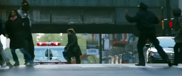 Man on a Ledge Scene 4