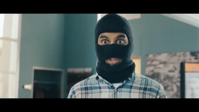 30 Minutes or Less Scene 5