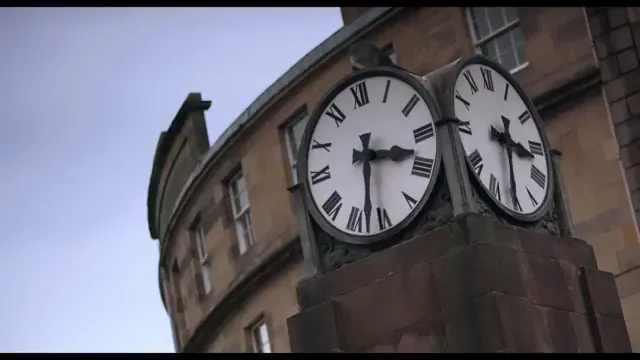 T2 Trainspotting Scene 2