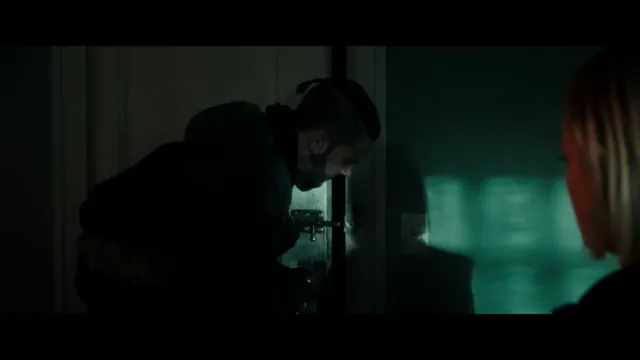 Don't Breathe Scene 2