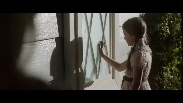 Annabelle Comes Home Scene 4