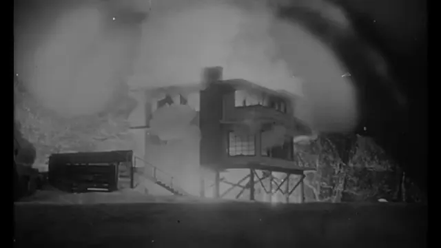 Kiss Me Deadly Scene 5