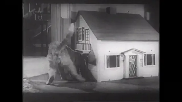 The Incredible Shrinking Man Scene 4