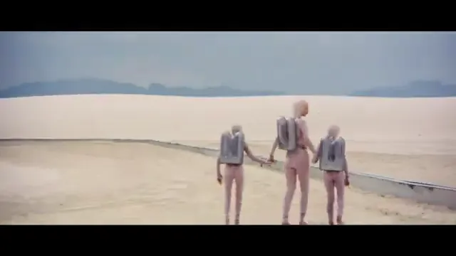 The Man Who Fell to Earth Scene 3