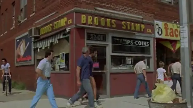 Pumping Iron Scene 2