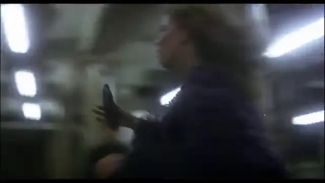 Dressed to Kill Scene 4