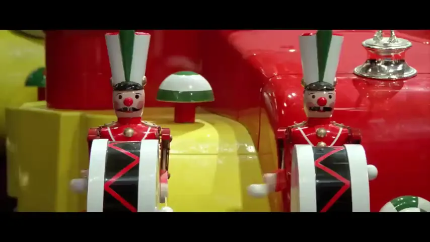Santa Claus: The Movie Scene 1