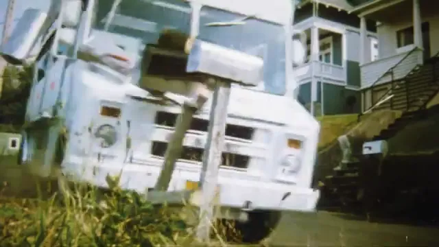 Short Circuit Scene 3