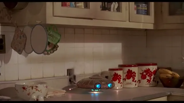 *batteries not included Scene 2