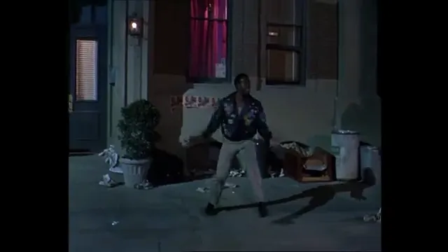 I'm Gonna Git You Sucka Scene 2