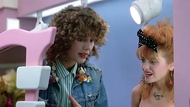 Earth Girls Are Easy Scene 2