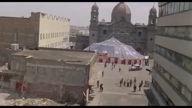 Santa Sangre Scene 2