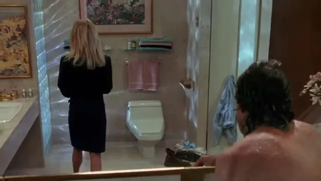 Bird on a Wire Scene 1