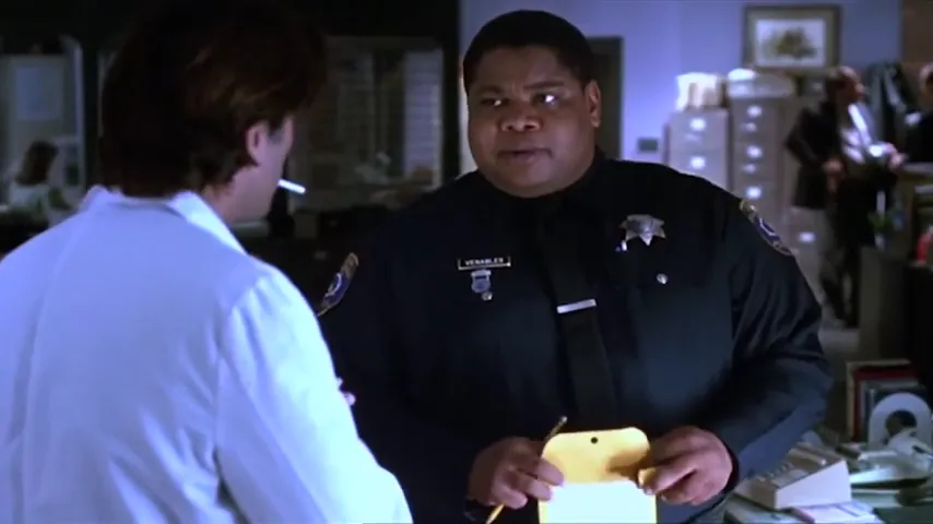 Jennifer Eight Scene 1