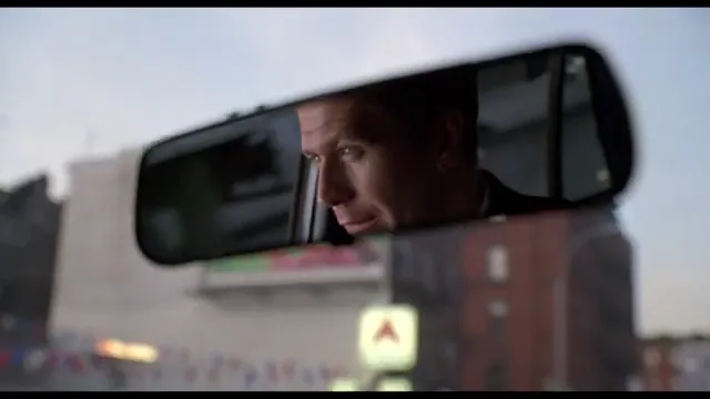 Romeo Is Bleeding Scene 3