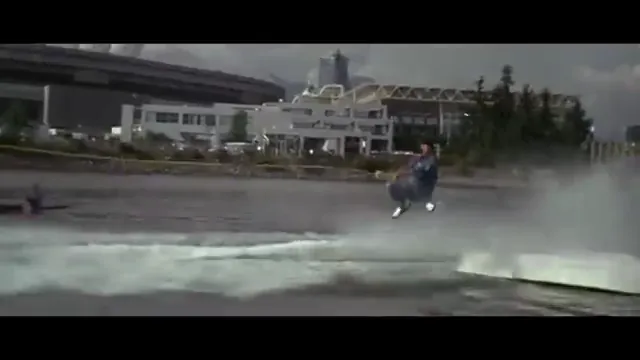 Rumble in the Bronx Scene 1