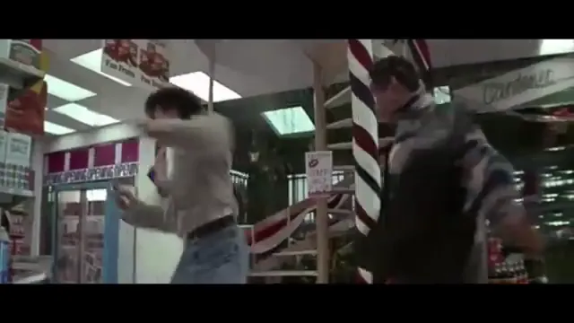 Rumble in the Bronx Scene 3