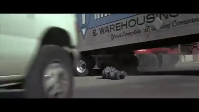 Rumble in the Bronx Scene 5