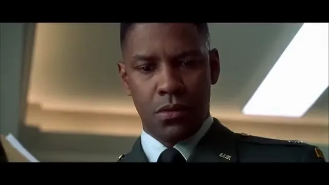 Courage Under Fire Scene 2