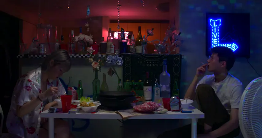 200 Cigarettes Scene 3