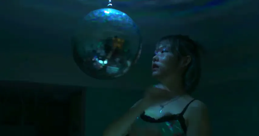 200 Cigarettes Scene 5