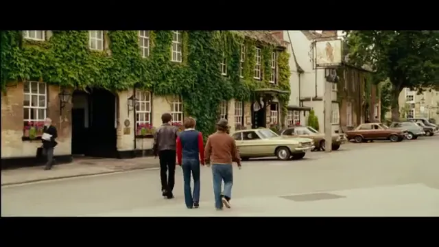 Cemetery Junction Scene 3