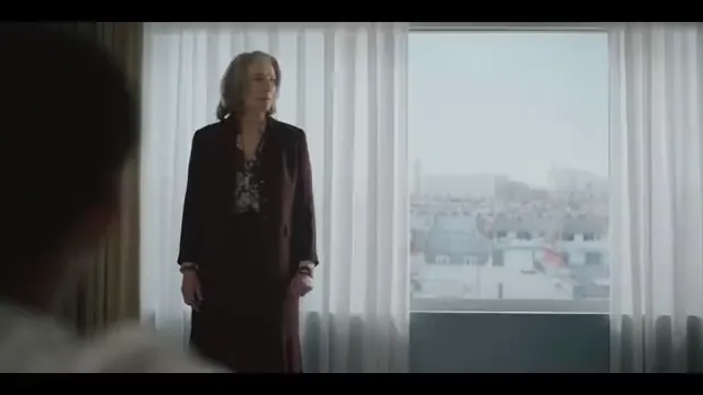 Good Luck to You, Leo Grande Scene 2