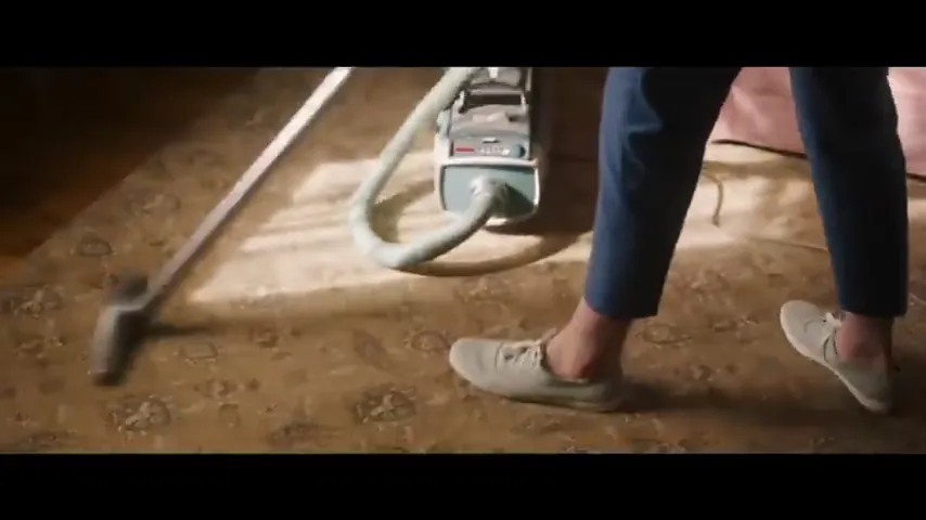 Mothers' Instinct Scene 2