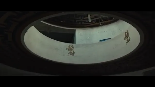 Empire of Light Scene 2