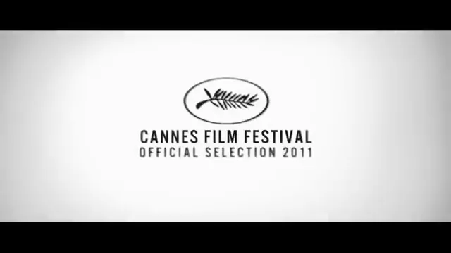 Martha Marcy May Marlene Scene 1