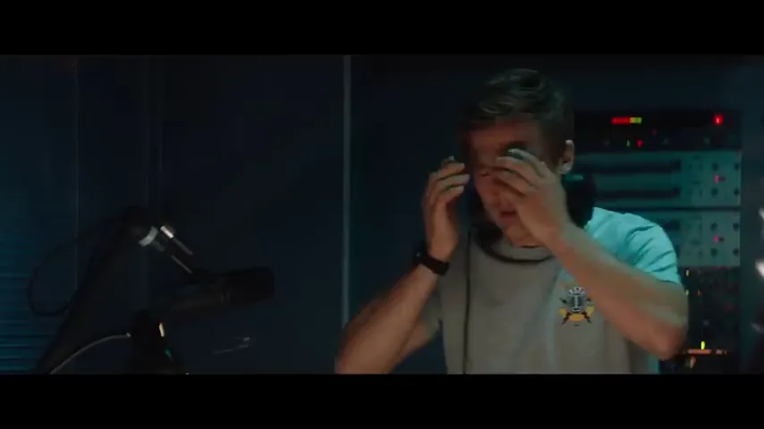 On the Line Scene 3