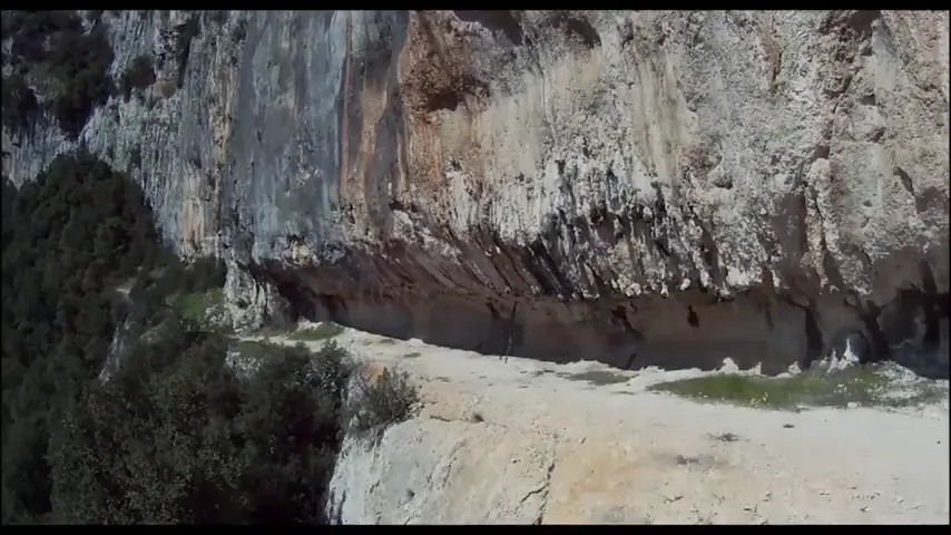 Cave of Forgotten Dreams Scene 1