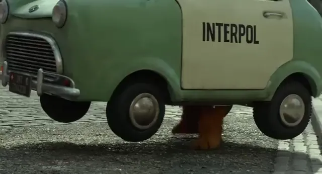 Muppets Most Wanted Scene 5