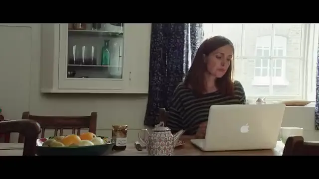 Juliet, Naked Scene 1