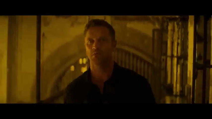 Escape Plan: The Extractors Scene 2