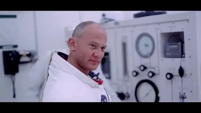 Apollo 11 Scene 2