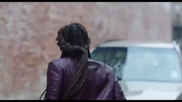 The Lovebirds Scene 2