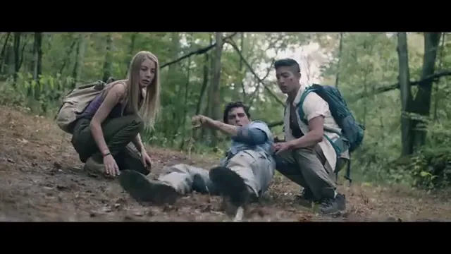 Wrong Turn Scene 3