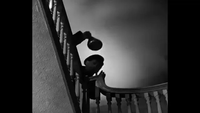 Number Seventeen Scene 1