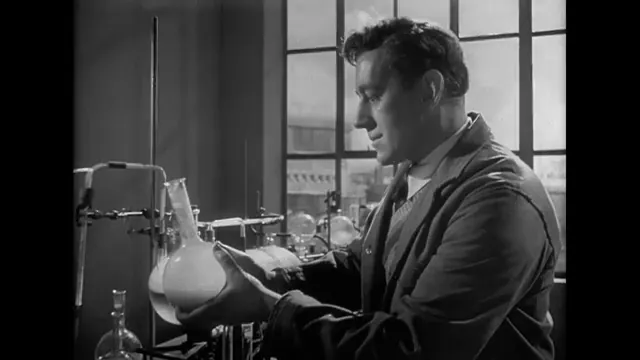 The Man in the White Suit Scene 4