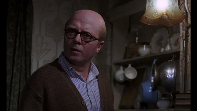 10 Rillington Place Scene 4