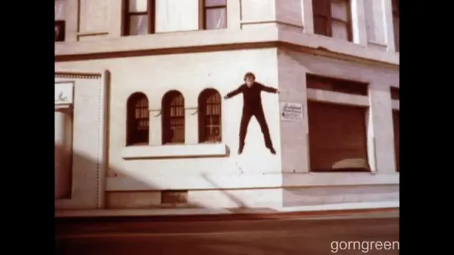 Return from Witch Mountain Scene 3