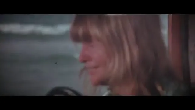 Long Weekend Scene 1