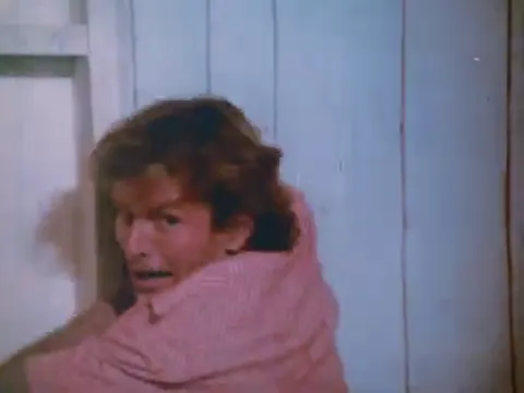 Tourist Trap Scene 3